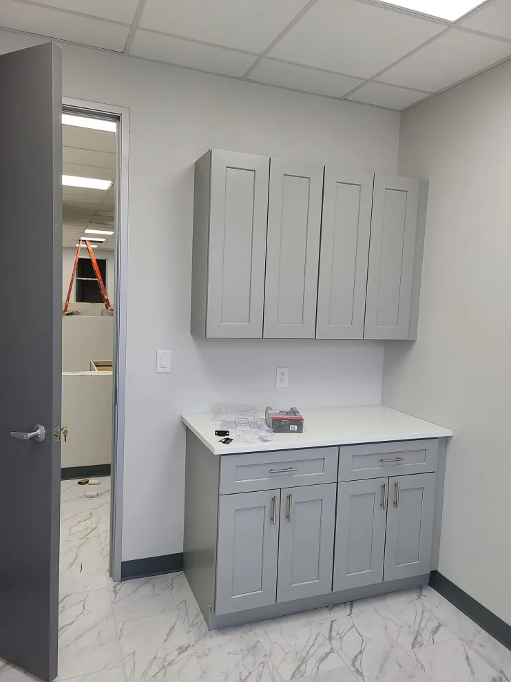 San Antonio Dermatology Clinic Renovation by Franklin & Zaldivar Architecture And Planning - Photo 24