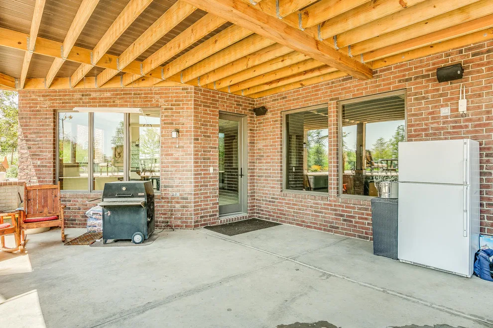 Nies Homes Waterfront at 10411 E Summerfield Circle by Design Group Architects Ltd. - Photo 31