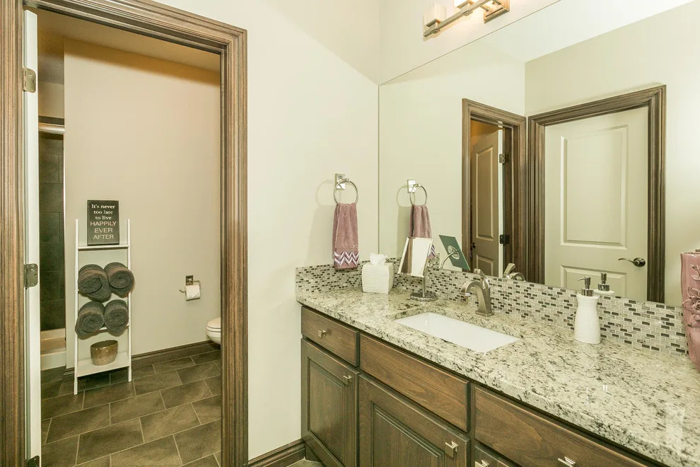 Nies Homes Waterfront at 10411 E Summerfield Circle by Design Group Architects Ltd. - Photo 21
