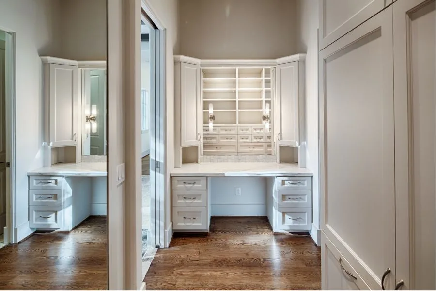 Oak Estates Contemporary Classic by Design DCA - Photo 2