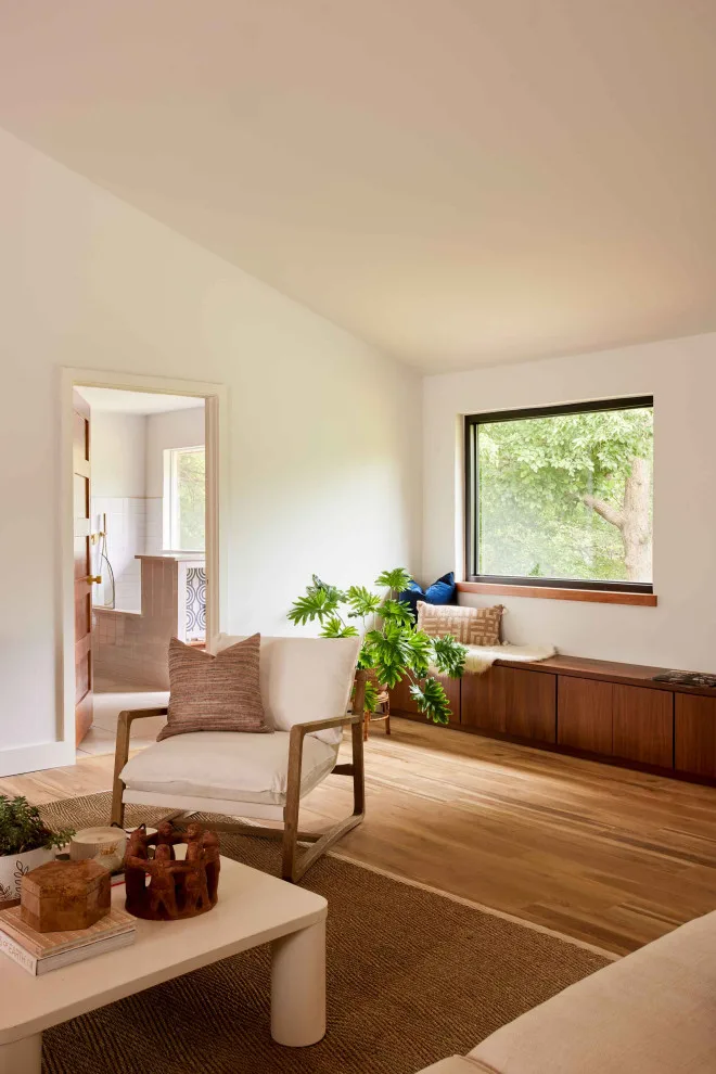 Green Couch Design - Photo 3