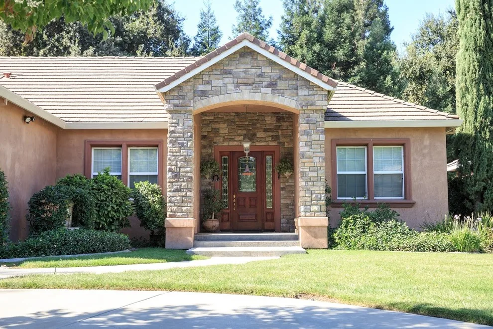 Oakdale Personalized Residence II by California At Home - Photo 2