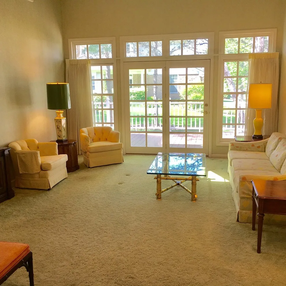 The De-Clutter Box Organizing, Staging, & Moving - Photo 5