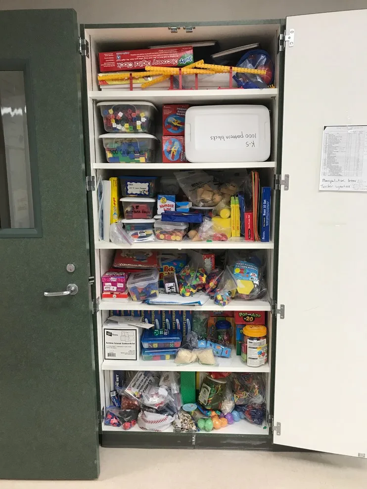 Classroom Arrangement by Amy Arnold Professional Organizer - Photo 10