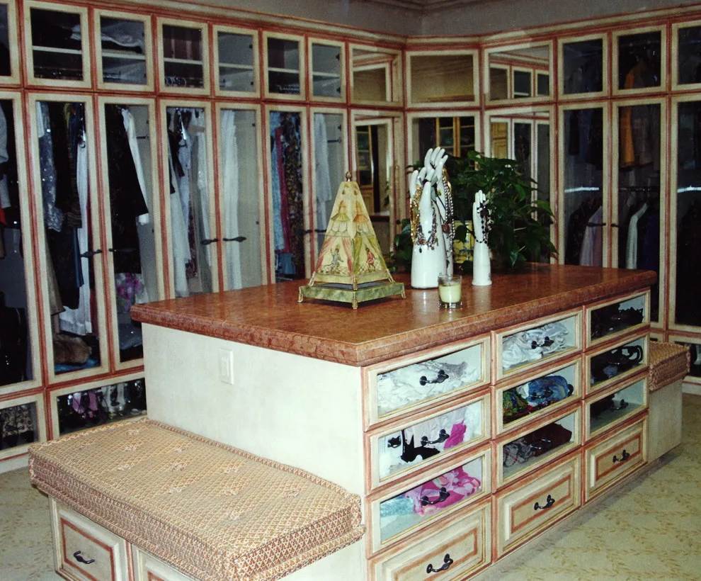 Malka's Wardrobes by Malka Sabroe-JoHanson - Photo 5
