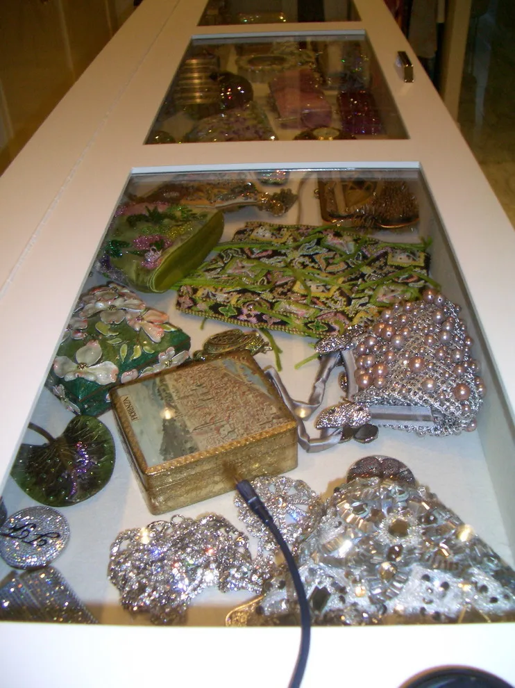 Wardrobe Management by Custom Spaces, Inc. - Photo 12