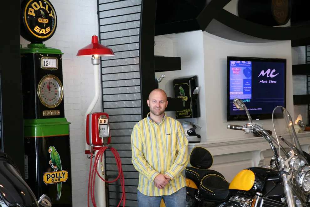 Showcase Garage by The Garage Guy - Photo 3