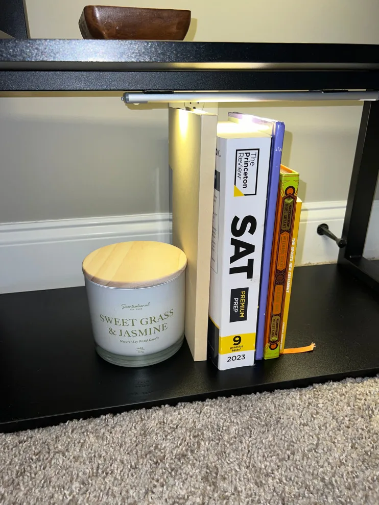 Dez's Style by Calming Home By Venus, LLC - Photo 9