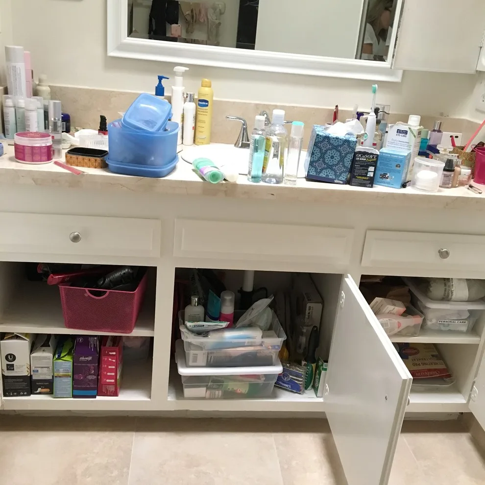 Los Angeles/Master Bathroom Organization by Abbey Claire Professional Organizing - Photo 9