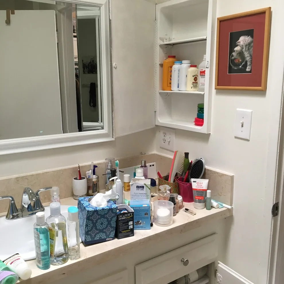 Los Angeles/Master Bathroom Organization by Abbey Claire Professional Organizing - Photo 8