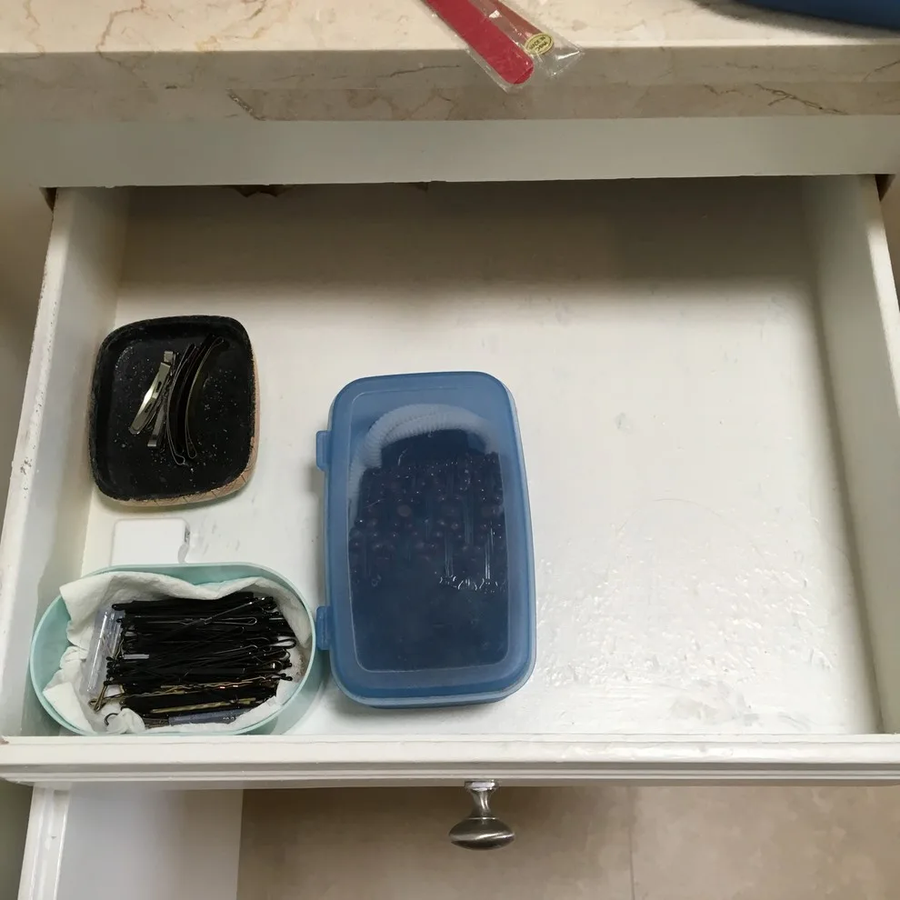 Los Angeles/Master Bathroom Organization by Abbey Claire Professional Organizing - Photo 4