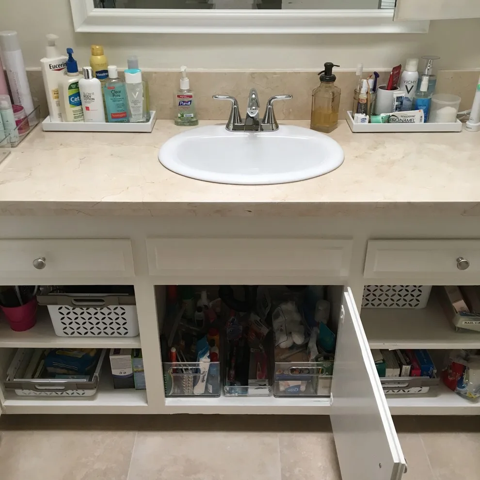Los Angeles/Master Bathroom Organization by Abbey Claire Professional Organizing - Photo 11