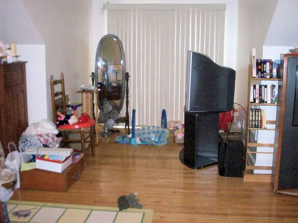 Primary Sleeping Quarters 2009 - James Island AT by STR8N UP Professional Organizing Services - Photo 11
