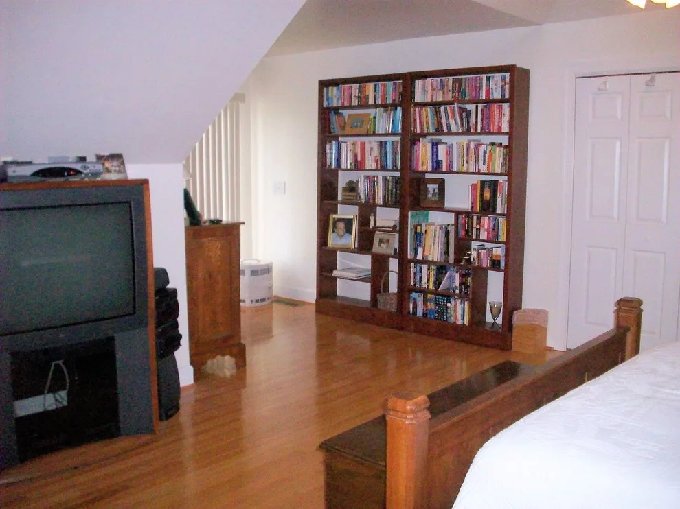 Primary Sleeping Quarters 2009 - James Island AT by STR8N UP Professional Organizing Services - Photo 3