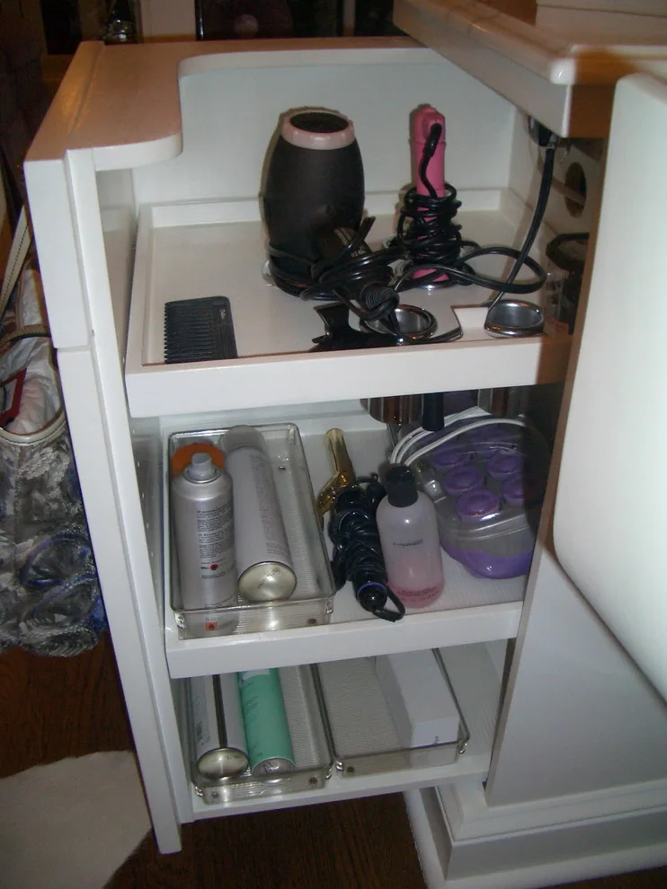 Stylish Wardrobe by Custom Spaces, Inc. - Photo 3