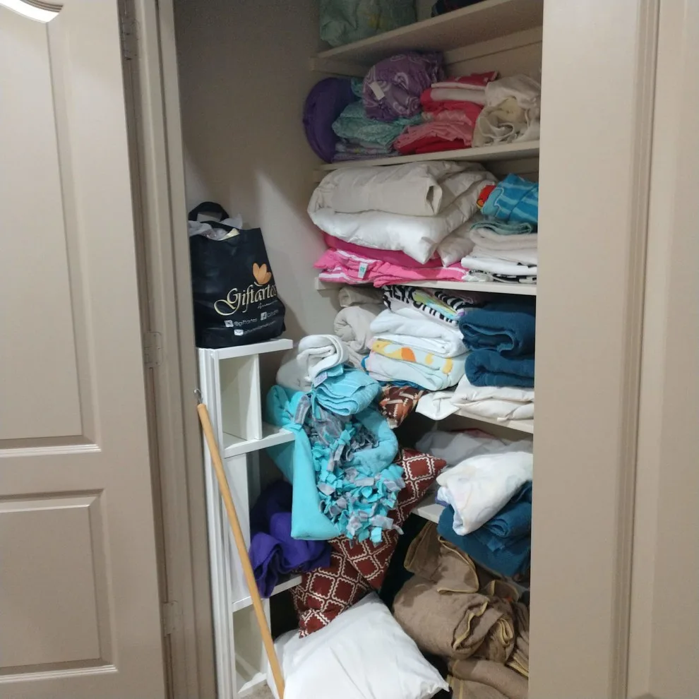 Compact Linen Storage by Faith Daniel Organizational Design - Photo 4