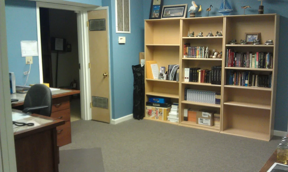 Work and Study Space by ARP Organizing & More - Photo 11