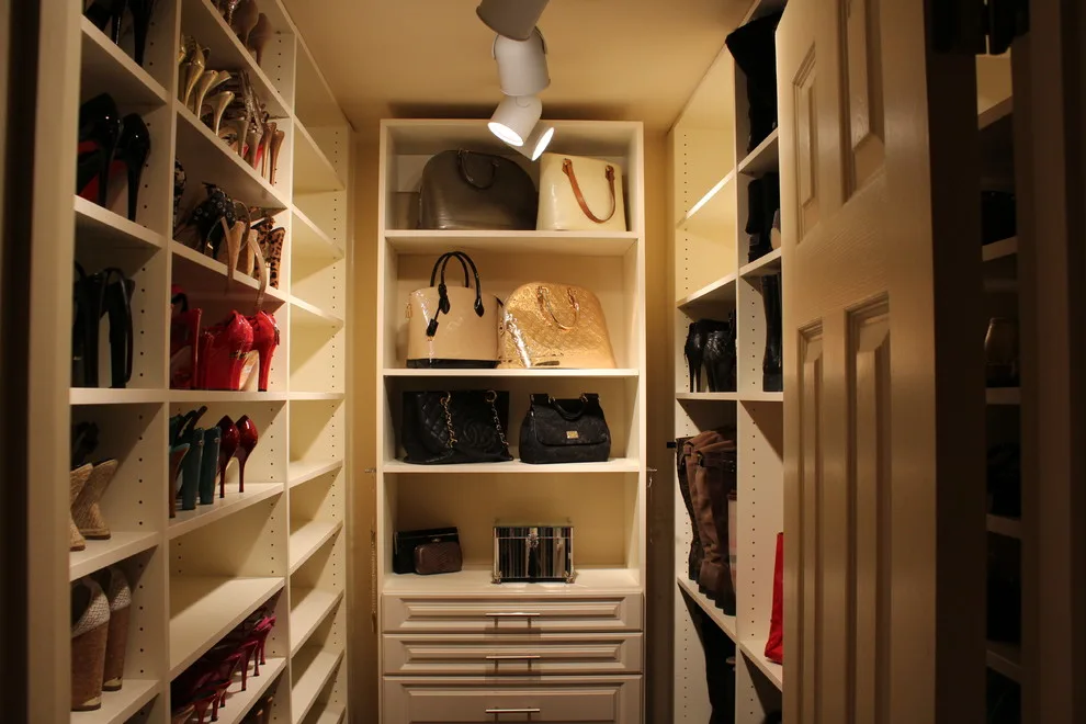 Melanie Johnson - Closets By Melanie - Photo 3