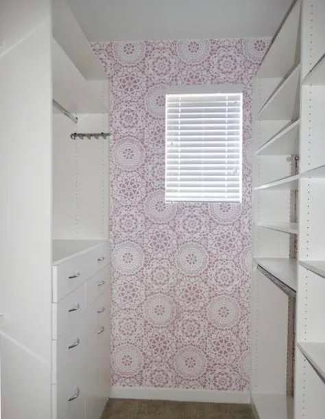 Closet Solutions - Photo 8