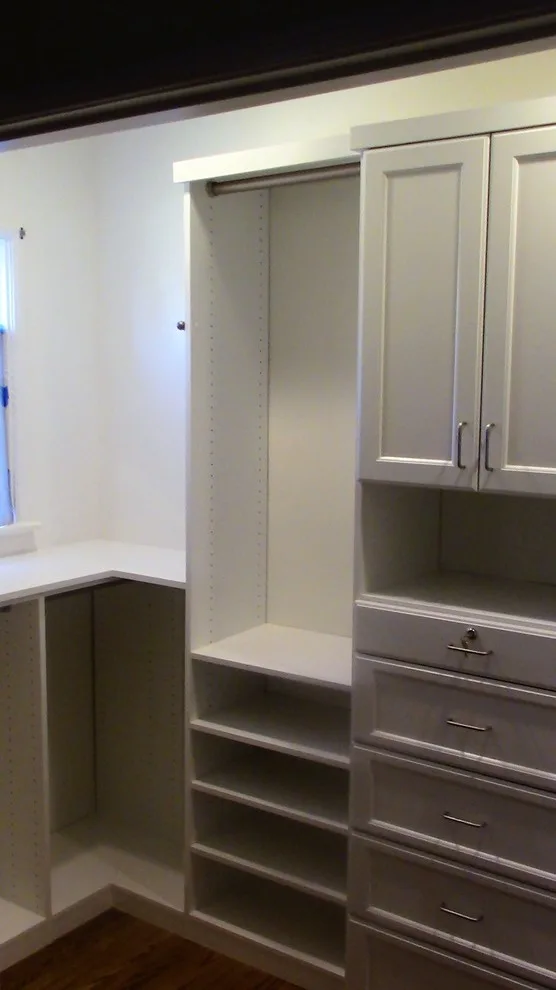 Closet Solutions - Photo 9