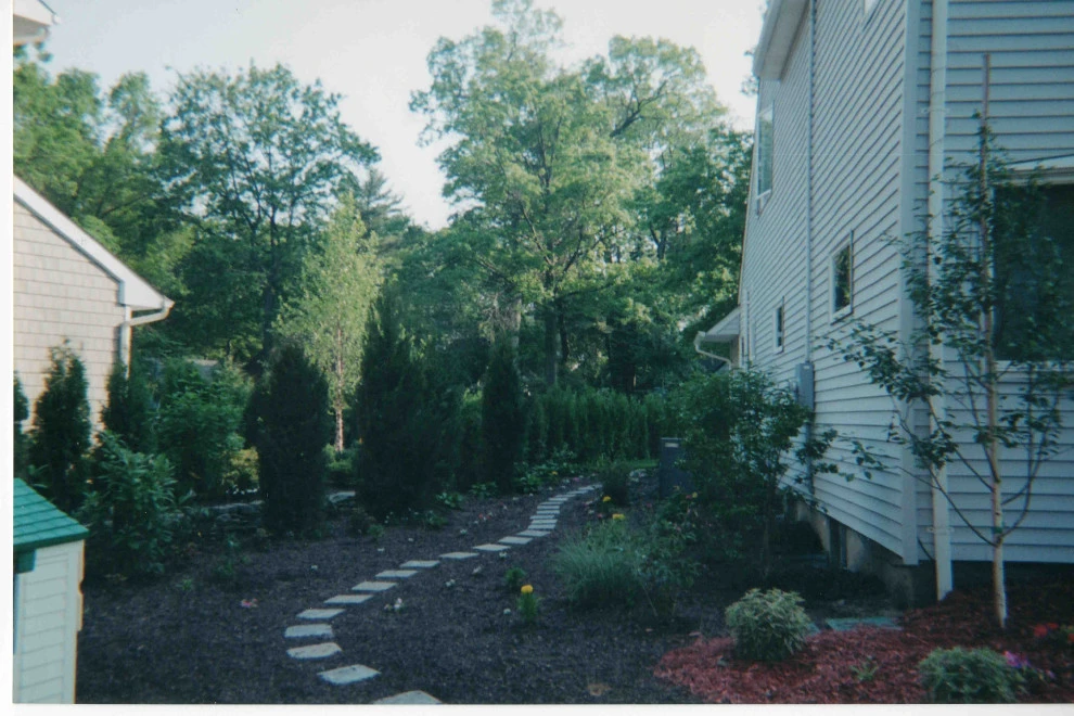 Backyard oasis and complete renovation by Joseph Matthew Landscape Inc Design & Build - Photo 11
