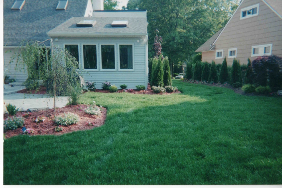 Backyard oasis and complete renovation by Joseph Matthew Landscape Inc Design & Build - Photo 3