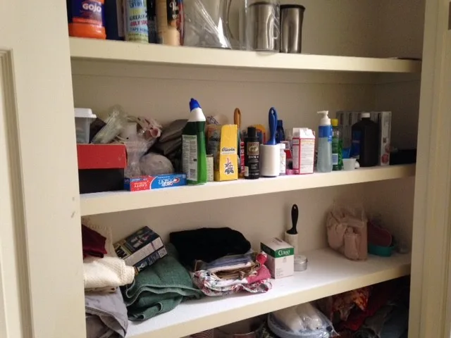 Storage Space in the Hallway by Synchronized Spaces - Photo 2