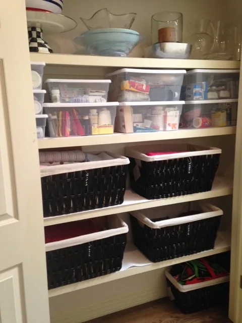 Storage Space in the Hallway by Synchronized Spaces - Photo 3