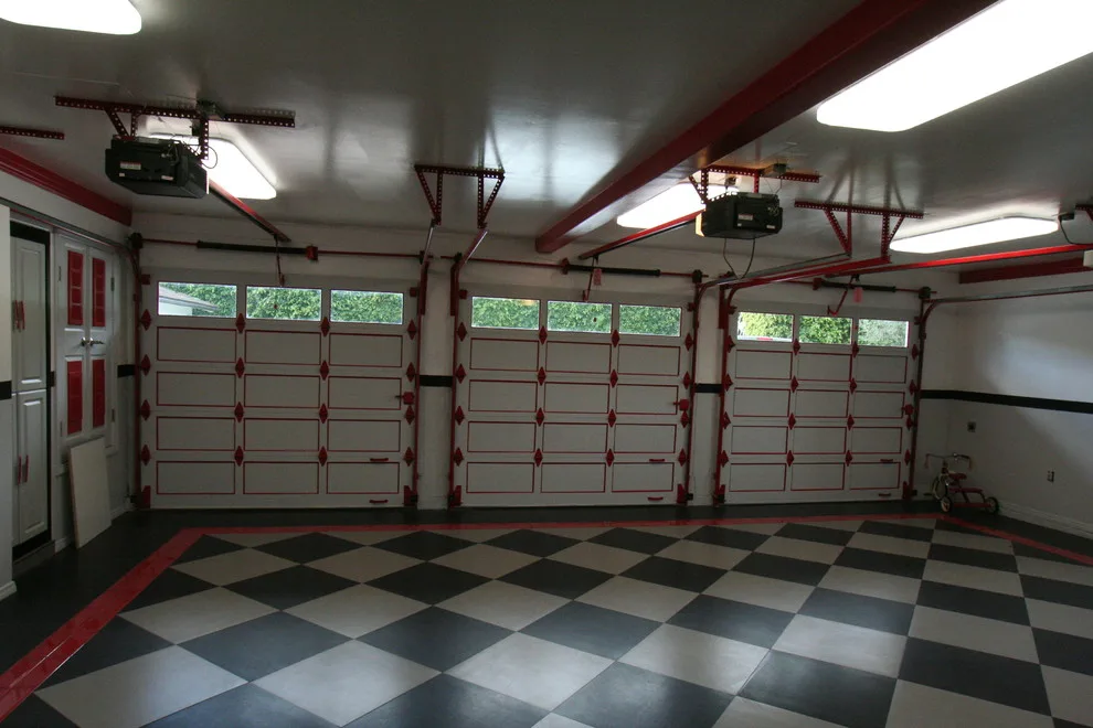 Luxury Garage and Showroom by Closet Solutions - Photo 8