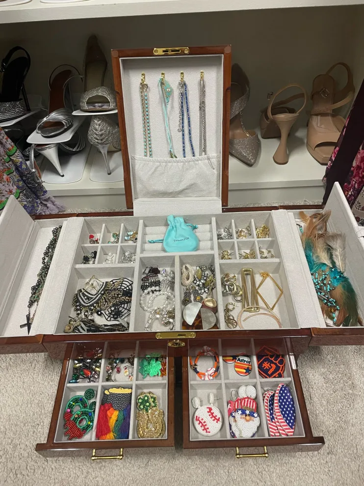Jewelry Arrangement by Order In Your Court - Photo 9