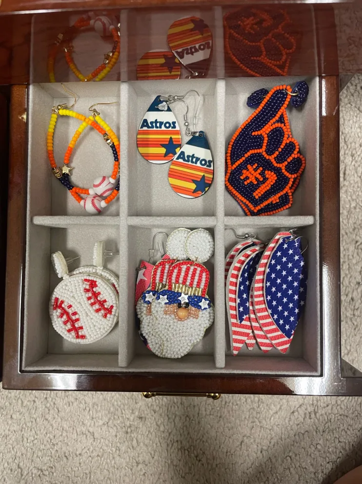 Jewelry Arrangement by Order In Your Court - Photo 8