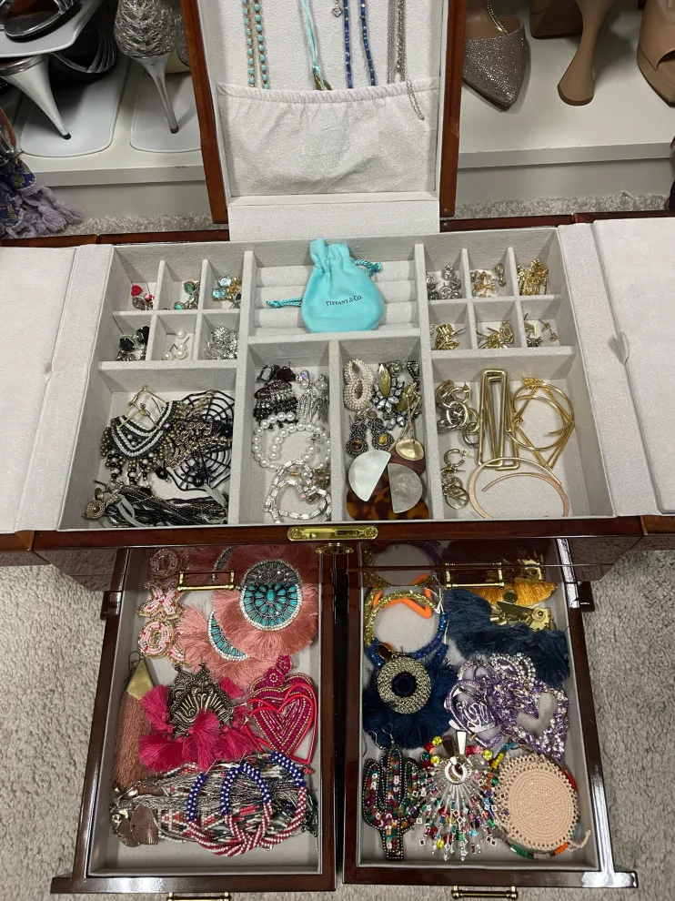 Jewelry Arrangement by Order In Your Court - Photo 7
