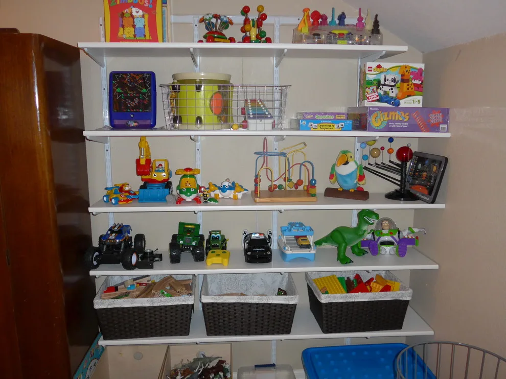 CHILDREN'S PLAY AREA by Austin Organizing Solutions - Photo 4
