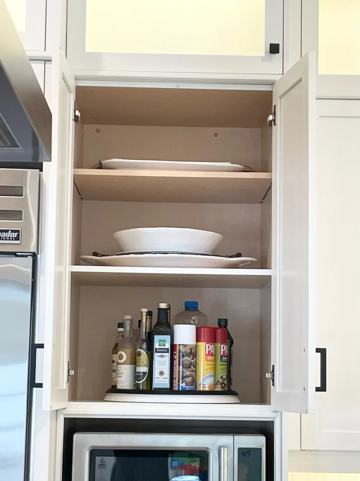 Kitchen and Pantry Organization and Unpacking by Neat Nathalie & Co LLC - Photo 2