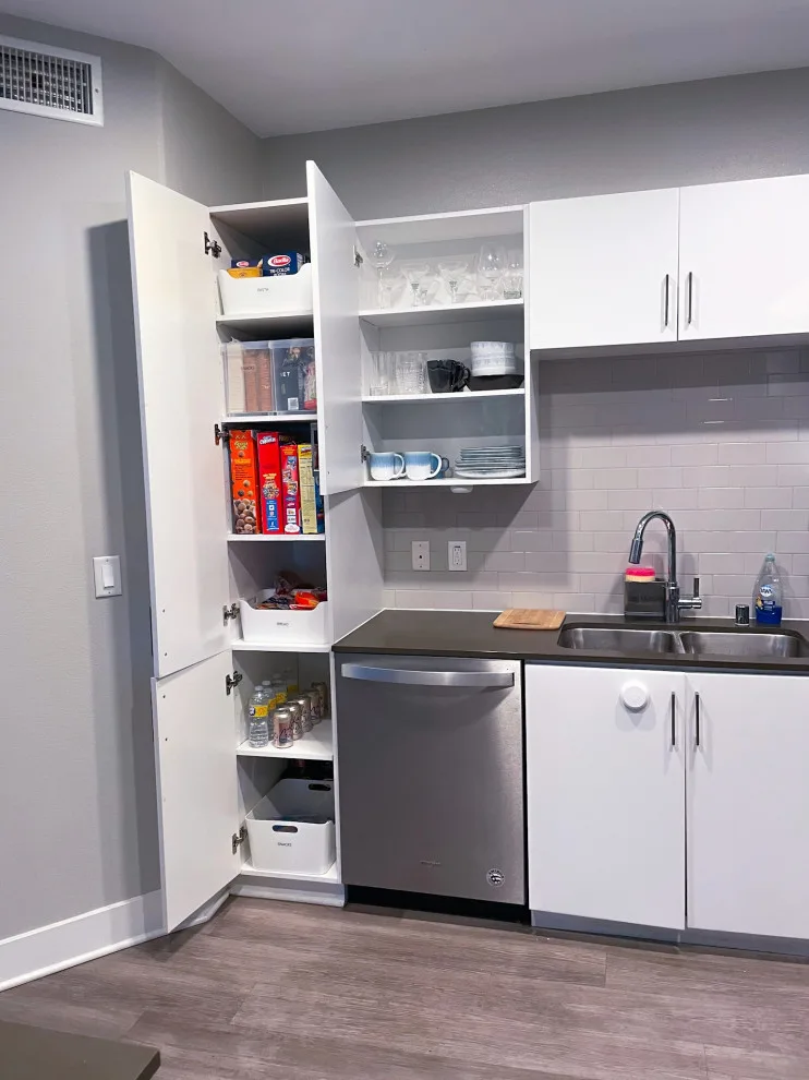 kitchen: transformation by Maiorganization - Photo 12