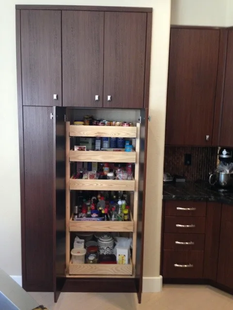 Kitchen and Wall Installations by Jeane Perantoni - Photo 20