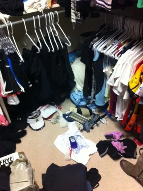 Spacious Women's Walk-In Closet by Synchronized Spaces - Photo 8