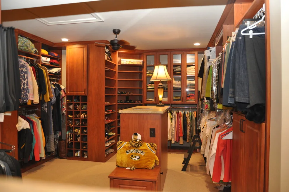 Ultimate Wardrobe by Organize That Space - Photo 16