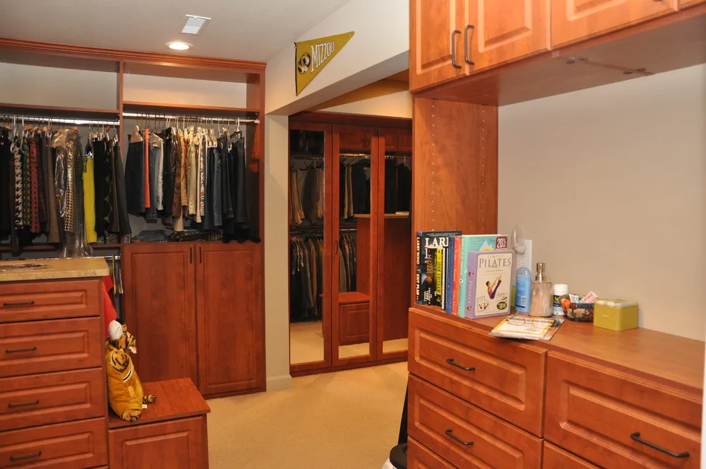 Ultimate Wardrobe by Organize That Space - Photo 4