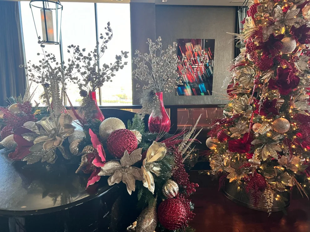 Holiday Decorating Made Easy by Order In Your Court - Photo 9