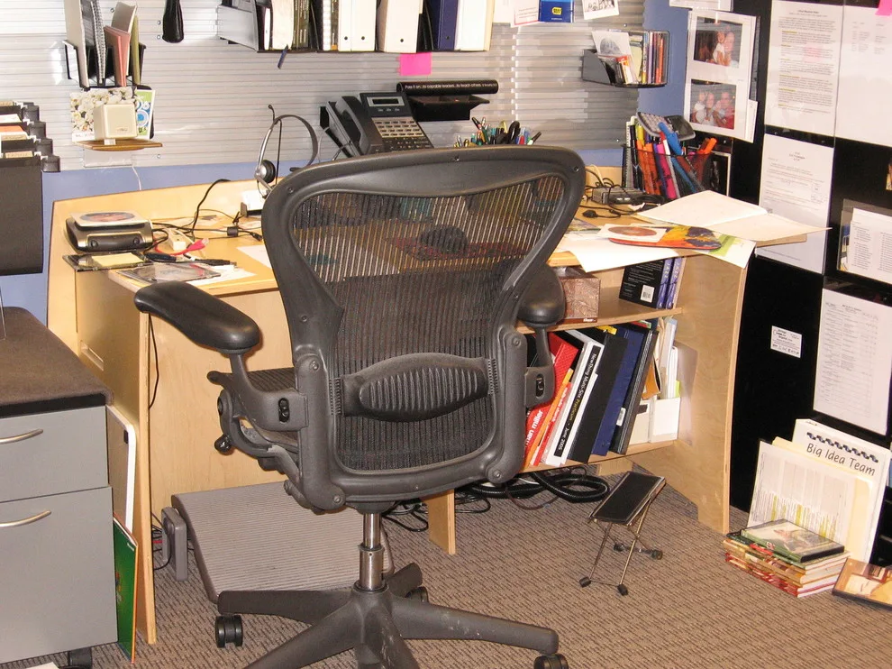 Home Office Setup by The Organizing Specialists - Photo 5