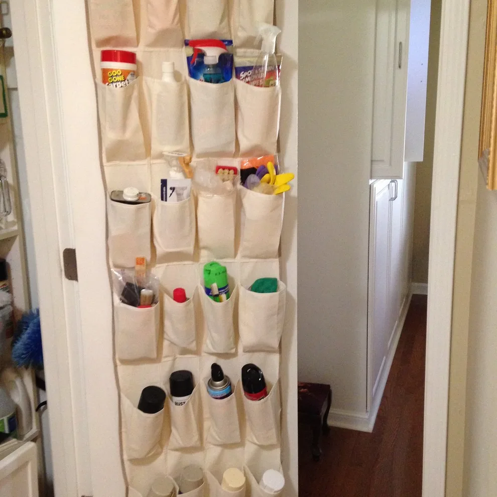 Orderly Manner - Photo 5