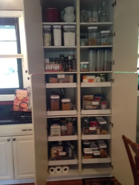 Pull-Out Drawer Pantry by Synchronized Spaces - Photo 2