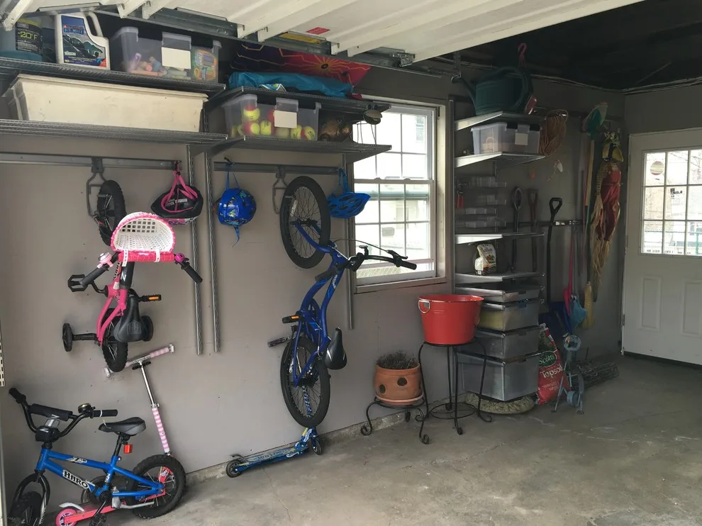 Tranquil Garage by The Organized Soprano - Photo 2