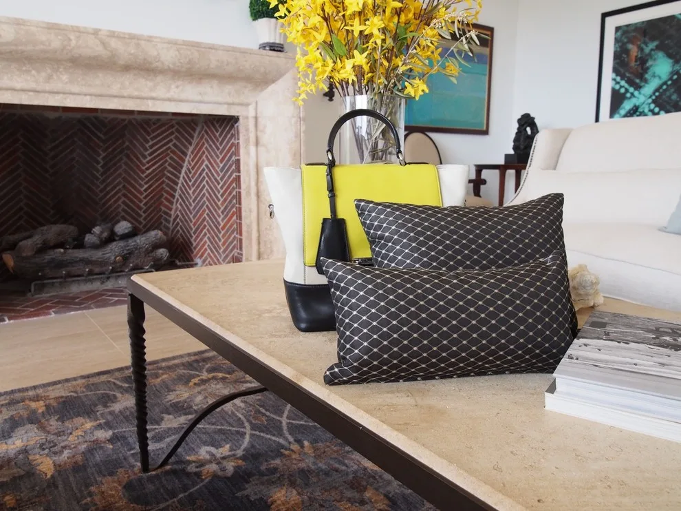 Handbag Cushions by Fabrinique - Photo 7