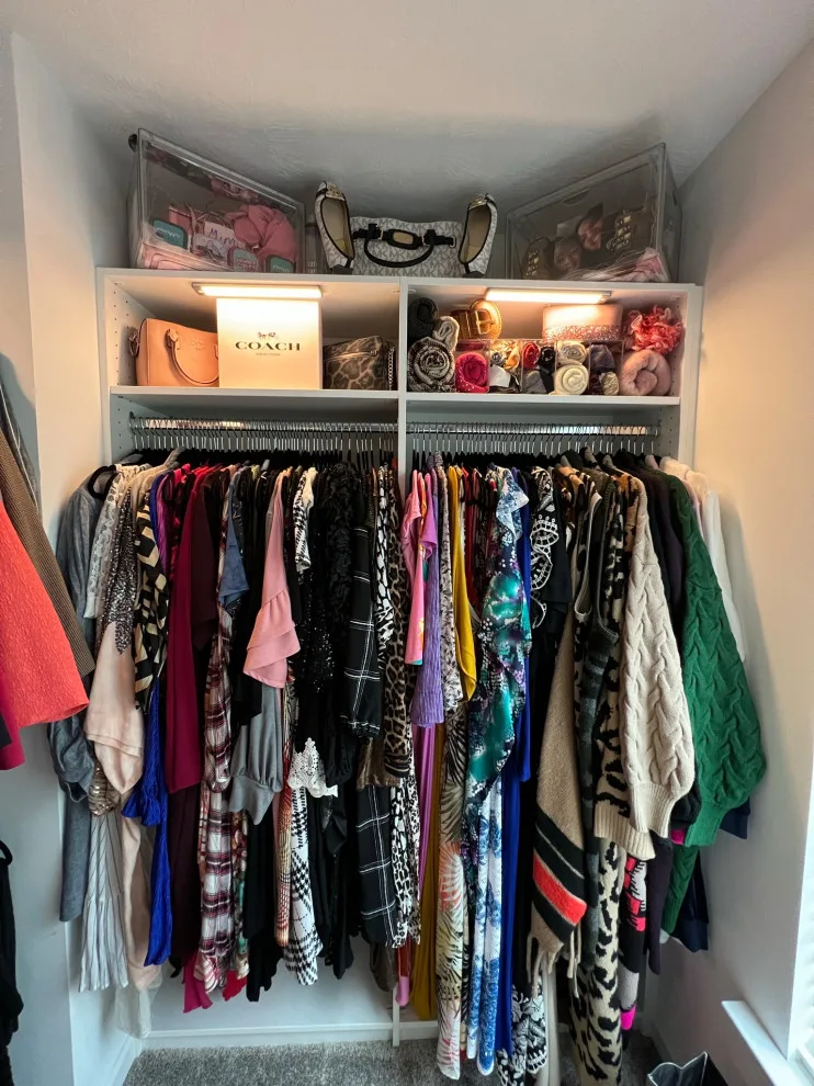 The Shopping Experience by Calming Home By Venus, LLC - Photo 3