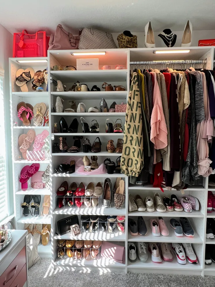 The Shopping Experience by Calming Home By Venus, LLC - Photo 5