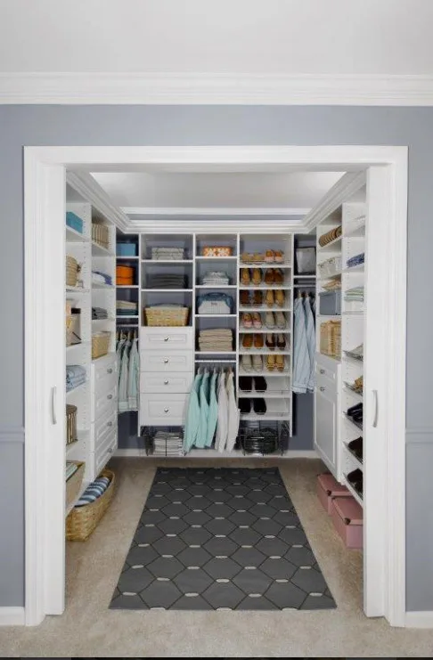 Tropical Closets - Photo 5