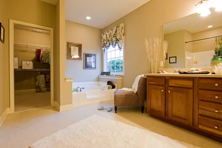 Laura Moffatt Interiors - Photo 2