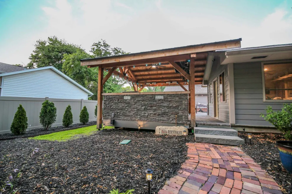 Pavilion - MRUB0422 Project by Legacy Post & Beam - Photo 7